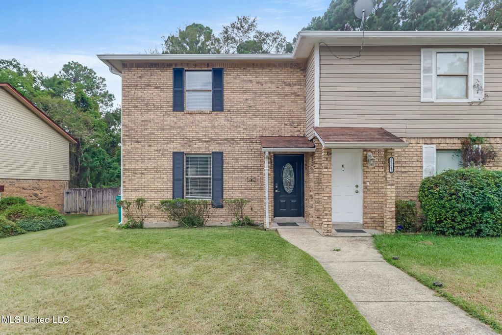 15241 N Parkwood Drive, D, Gulfport, MS 39503