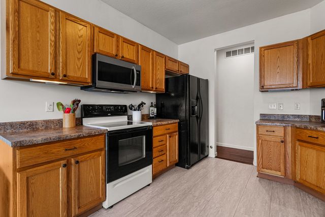 3920 Trailway Drive, Champaign, IL 61822