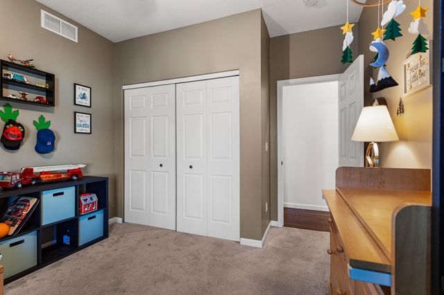 3920 Trailway Drive, Champaign, IL 61822