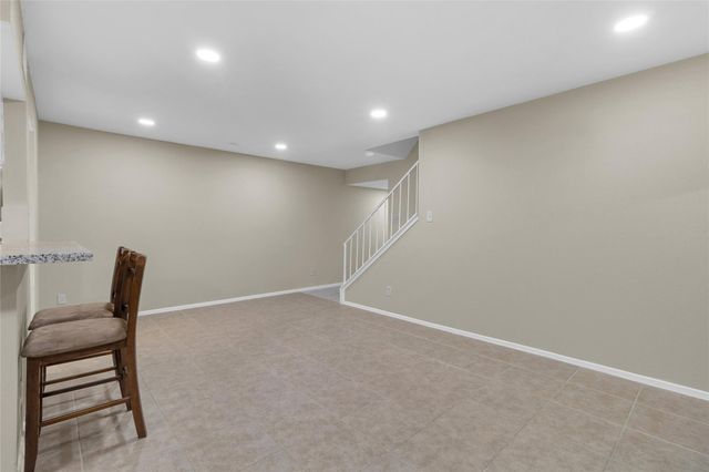 14911 Wunderlich Drive 609, Houston, TX 77069