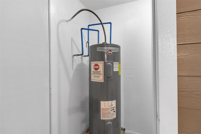 14911 Wunderlich Drive 609, Houston, TX 77069