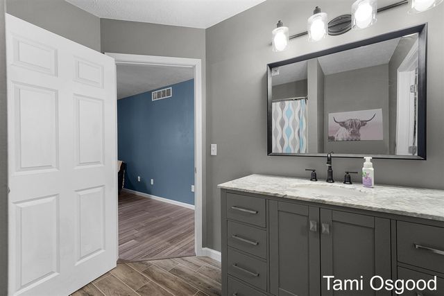16208 Trent Ridge Drive, Cedar Springs, MI 49319