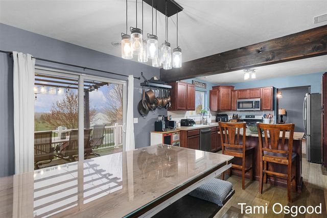 16208 Trent Ridge Drive, Cedar Springs, MI 49319