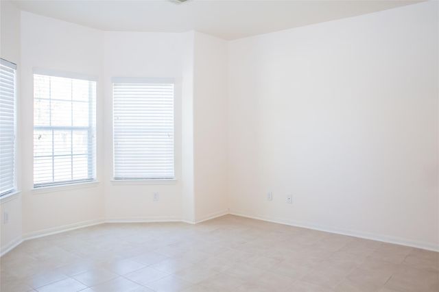 7015 Rancho Mission, Houston, TX 77083