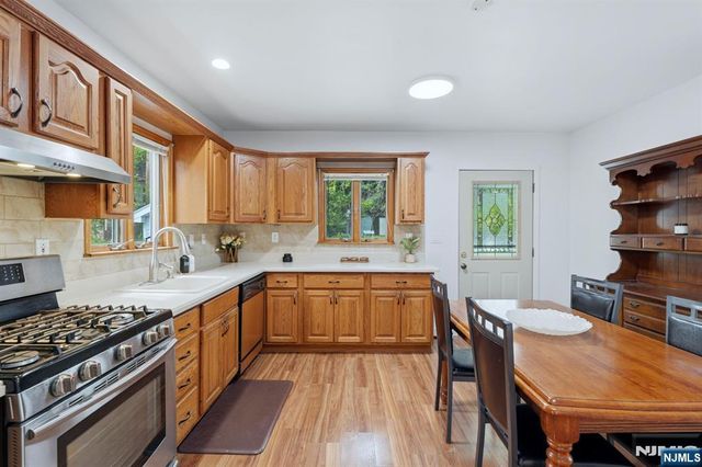 25 6th Street, Englewood Cliffs, NJ 07632