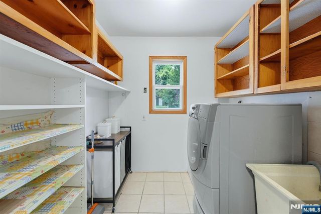 25 6th Street, Englewood Cliffs, NJ 07632