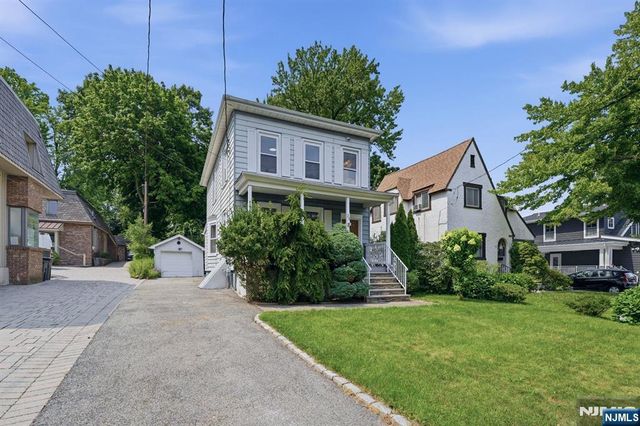 25 6th Street, Englewood Cliffs, NJ 07632