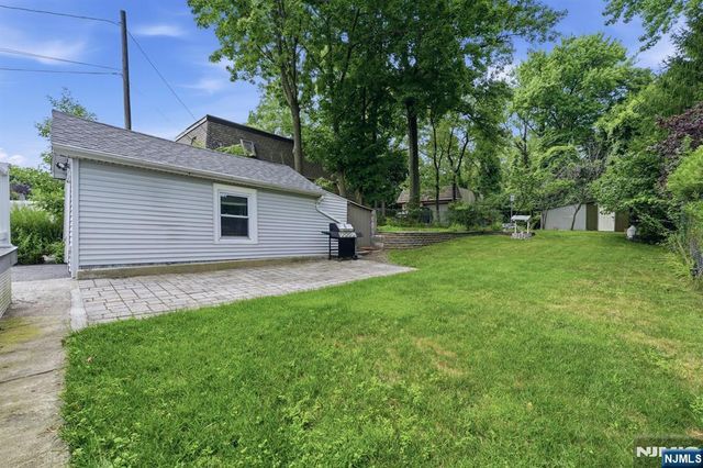 25 6th Street, Englewood Cliffs, NJ 07632