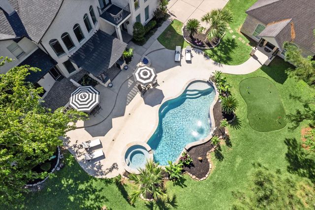 22009 Holly Creek Trail, Tomball, TX 77377