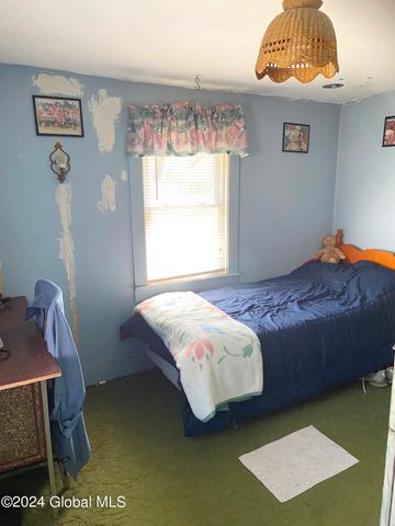 408 Reynolds Road, Moreau, NY 12828