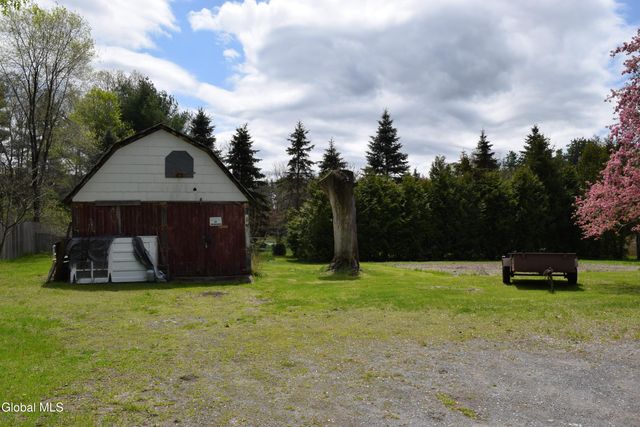 408 Reynolds Road, Moreau, NY 12828
