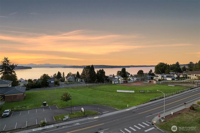 1422 Sequalish Street, Steilacoom, WA 98388