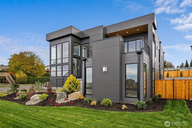 1422 Sequalish Street, Steilacoom, WA 98388