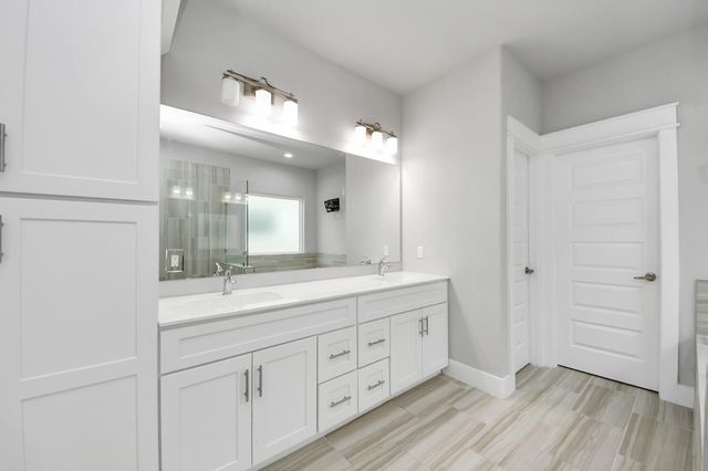 2507 Des Chaumes Street, Houston, TX 77026