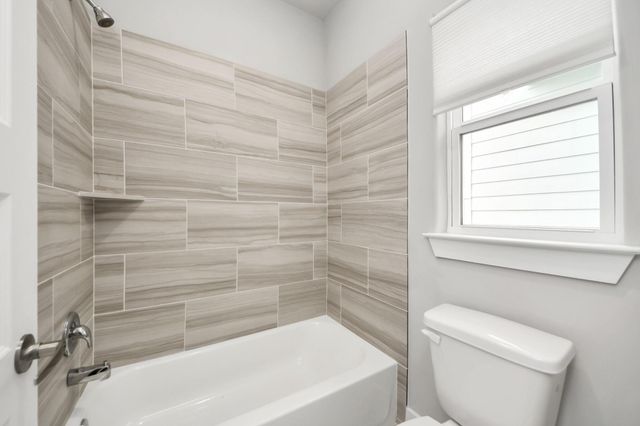 2507 Des Chaumes Street, Houston, TX 77026