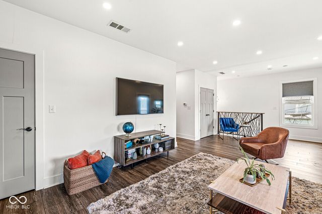 1048 Saint Peter Street, Indianapolis, IN 46203