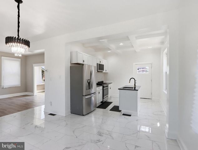 3605 FRANKFORD, Baltimore, MD 21214
