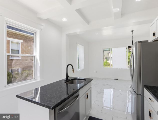 3605 FRANKFORD, Baltimore, MD 21214