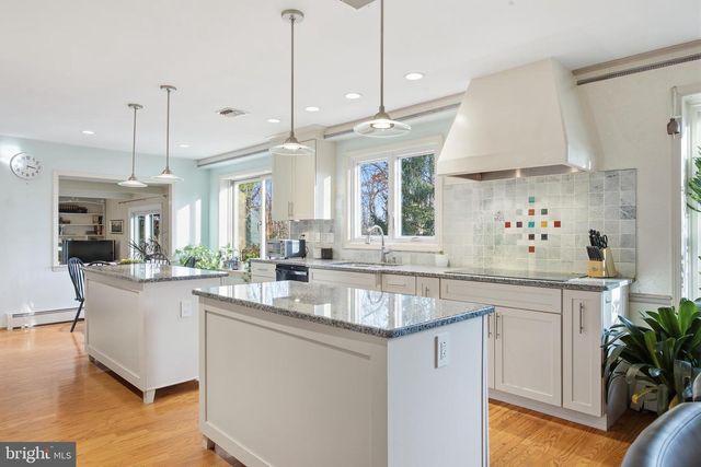 460 ROCKSVILLE RD, Southampton, PA 18966