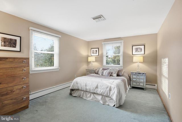 460 ROCKSVILLE RD, Southampton, PA 18966