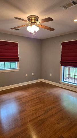 121 Jervis Mims, Hattiesburg, MS 39401