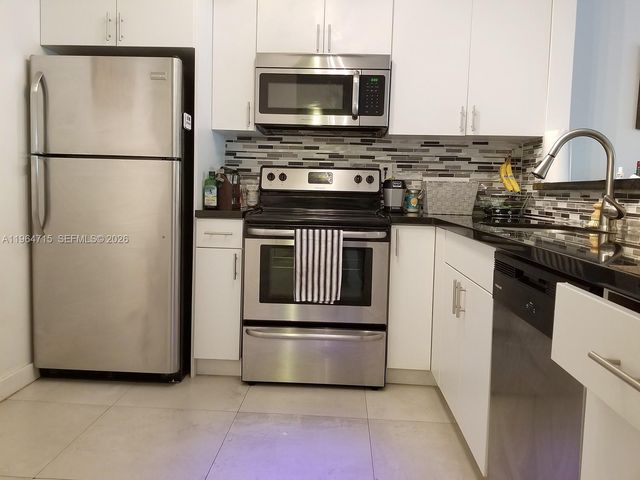 7845 CAMINO REAL O-210, Miami, FL 33143