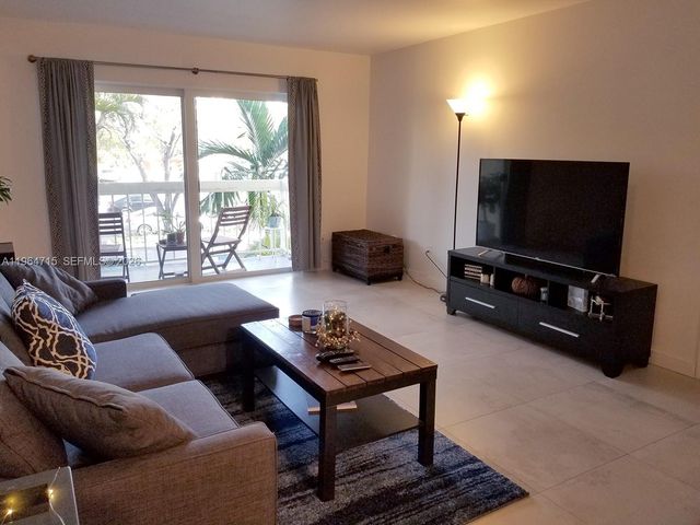 7845 CAMINO REAL O-210, Miami, FL 33143