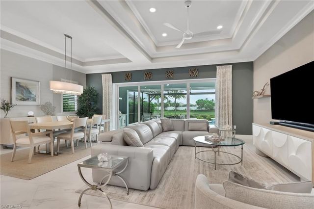 8790 Calypso CT, Naples, FL 34112