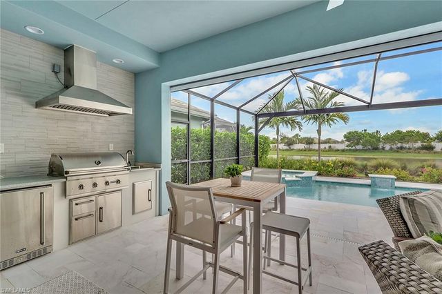 8790 Calypso CT, Naples, FL 34112