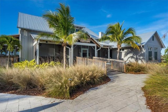 8790 Calypso CT, Naples, FL 34112