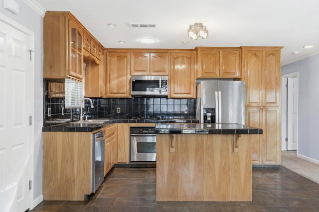 5113 Parks Ave, Salida, CA 95368