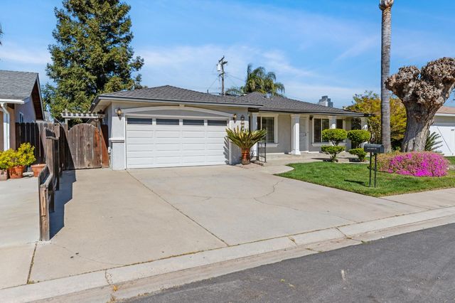 5113 Parks Ave, Salida, CA 95368