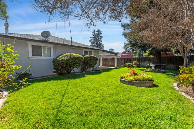 5113 Parks Ave, Salida, CA 95368