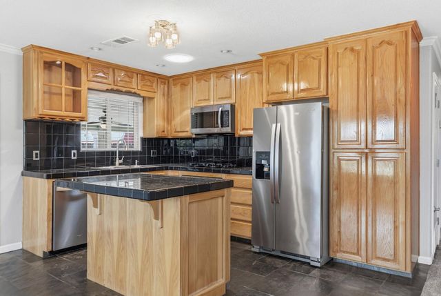 5113 Parks Ave, Salida, CA 95368