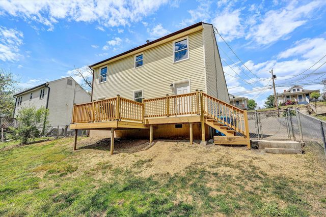 2321 Dunkirk AVE, Roanoke, VA 24012