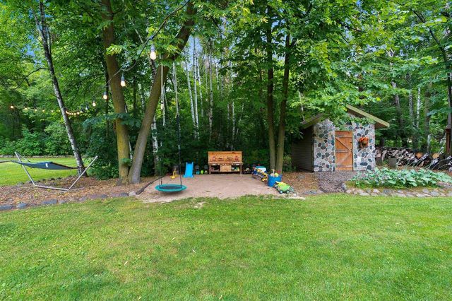 915 LA COUNT ROAD, Green Bay, WI 54313
