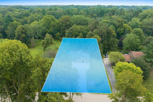 915 LA COUNT ROAD, Green Bay, WI 54313