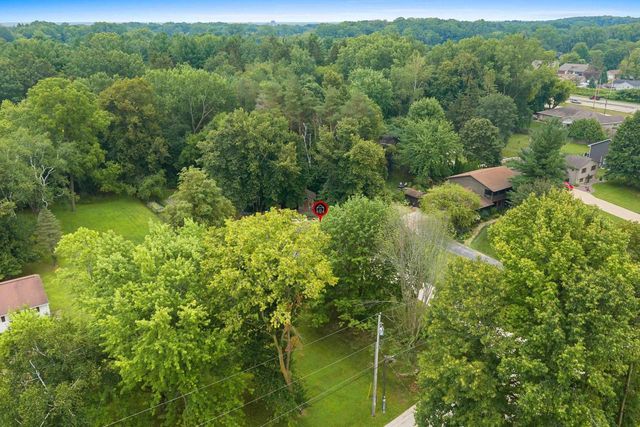 915 LA COUNT ROAD, Green Bay, WI 54313