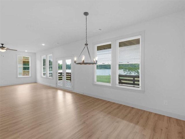 245 Lakeview Drive, Locust Grove, GA 30248