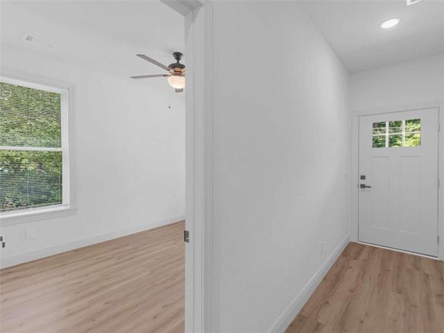 245 Lakeview Drive, Locust Grove, GA 30248