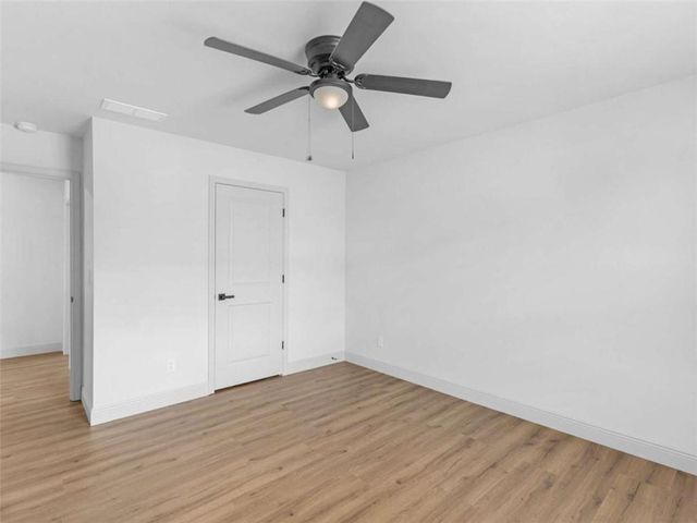 245 Lakeview Drive, Locust Grove, GA 30248
