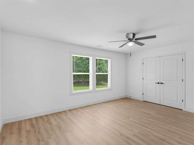 245 Lakeview Drive, Locust Grove, GA 30248