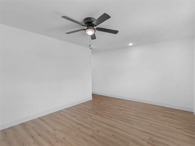 245 Lakeview Drive, Locust Grove, GA 30248