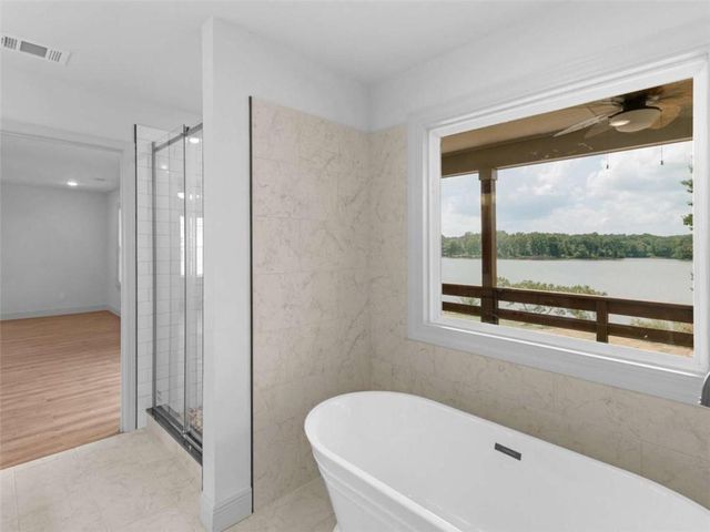 245 Lakeview Drive, Locust Grove, GA 30248