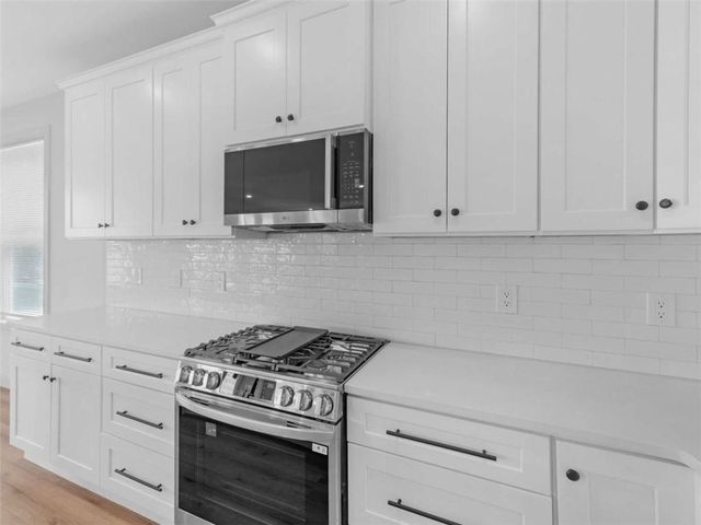 245 Lakeview Drive, Locust Grove, GA 30248