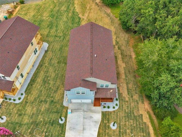 245 Lakeview Drive, Locust Grove, GA 30248