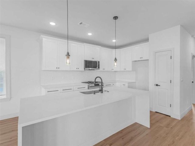 245 Lakeview Drive, Locust Grove, GA 30248
