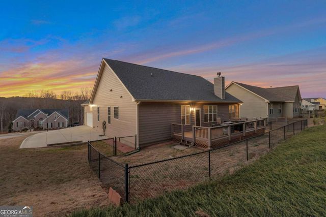 6365 Aarons Way, Flowery Branch, GA 30542