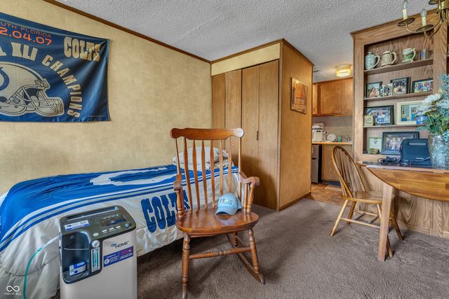 3033 S P Street, Elwood, IN 46036