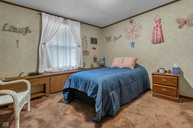 3033 S P Street, Elwood, IN 46036